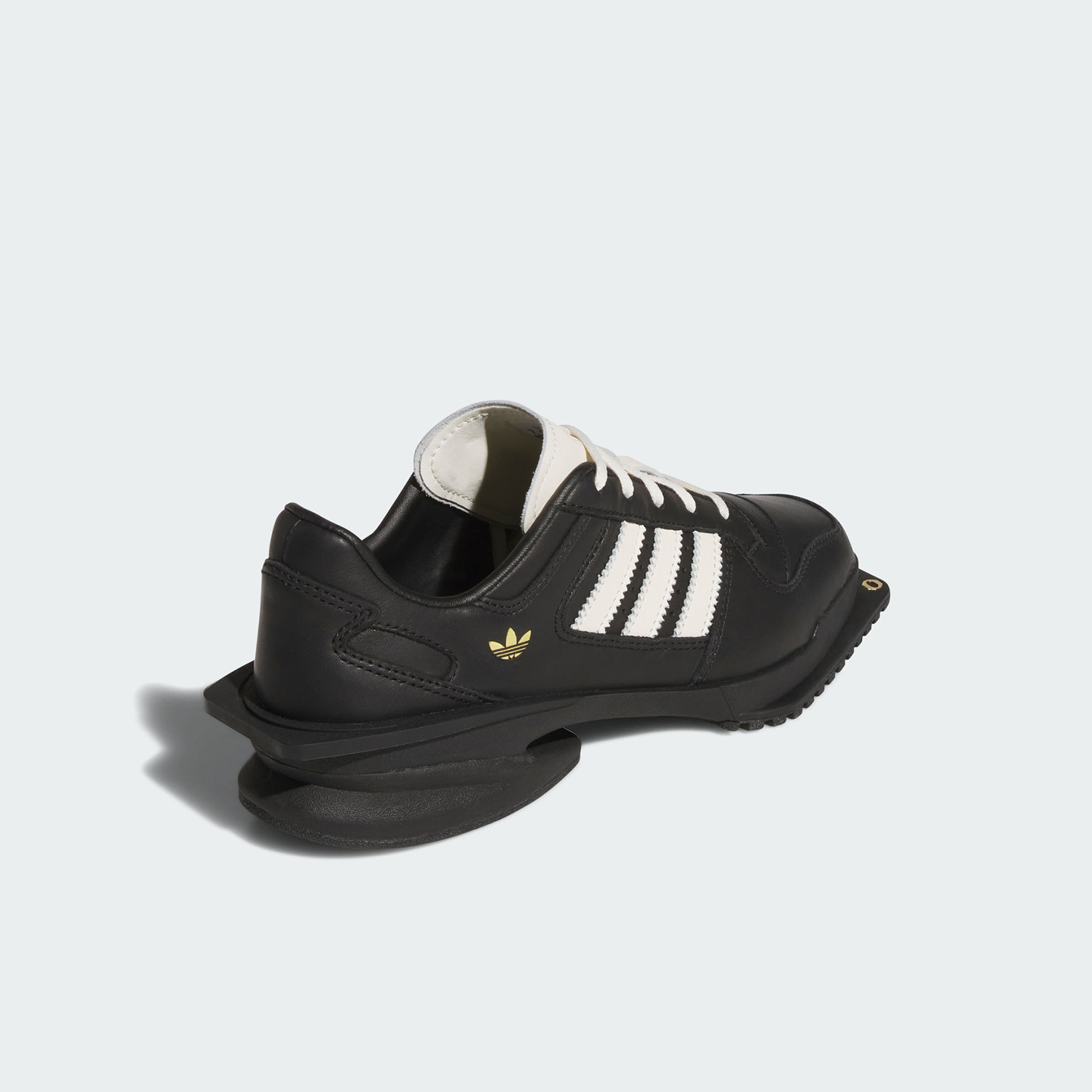 อาดิดาส อัธเคนทิค ธีลีฟส์รองเท - Women'S Accessories Adidas บทวิจารณ์และราคา