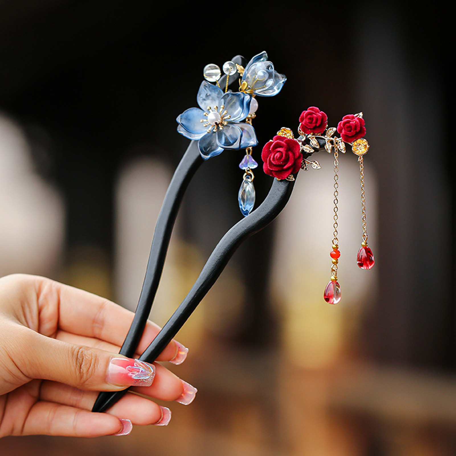 กิ๊บติดผมพู่ดอกไม้สไตล์จีน วิน - Women Accessories Shop บทวิจารณ์และราคา