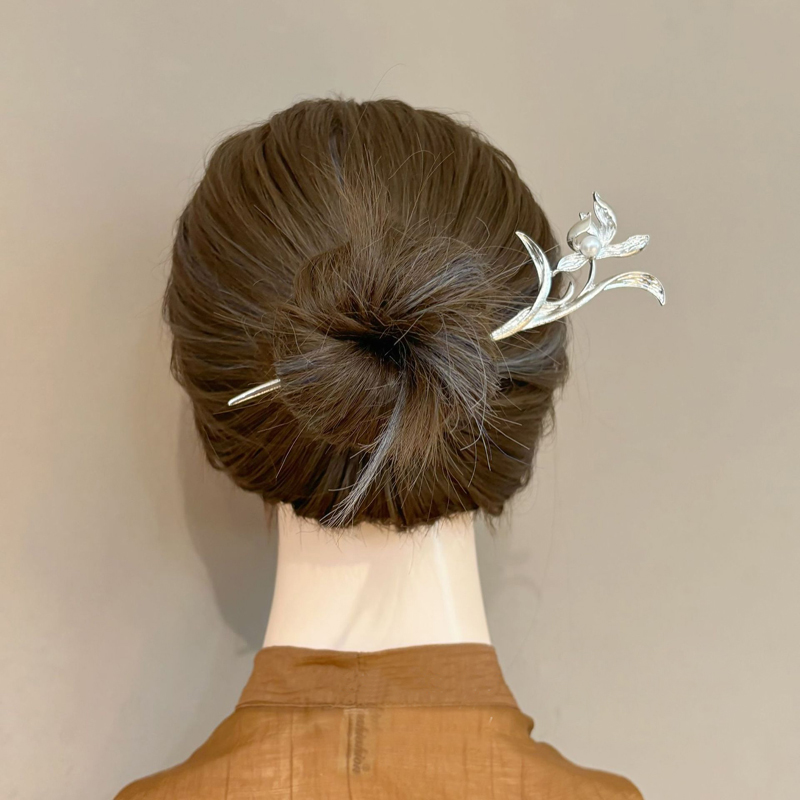 กิ๊บติดผมรูปดอกกล้วยไม้สีเงินส - Women Accessories Shop บทวิจารณ์และราคา