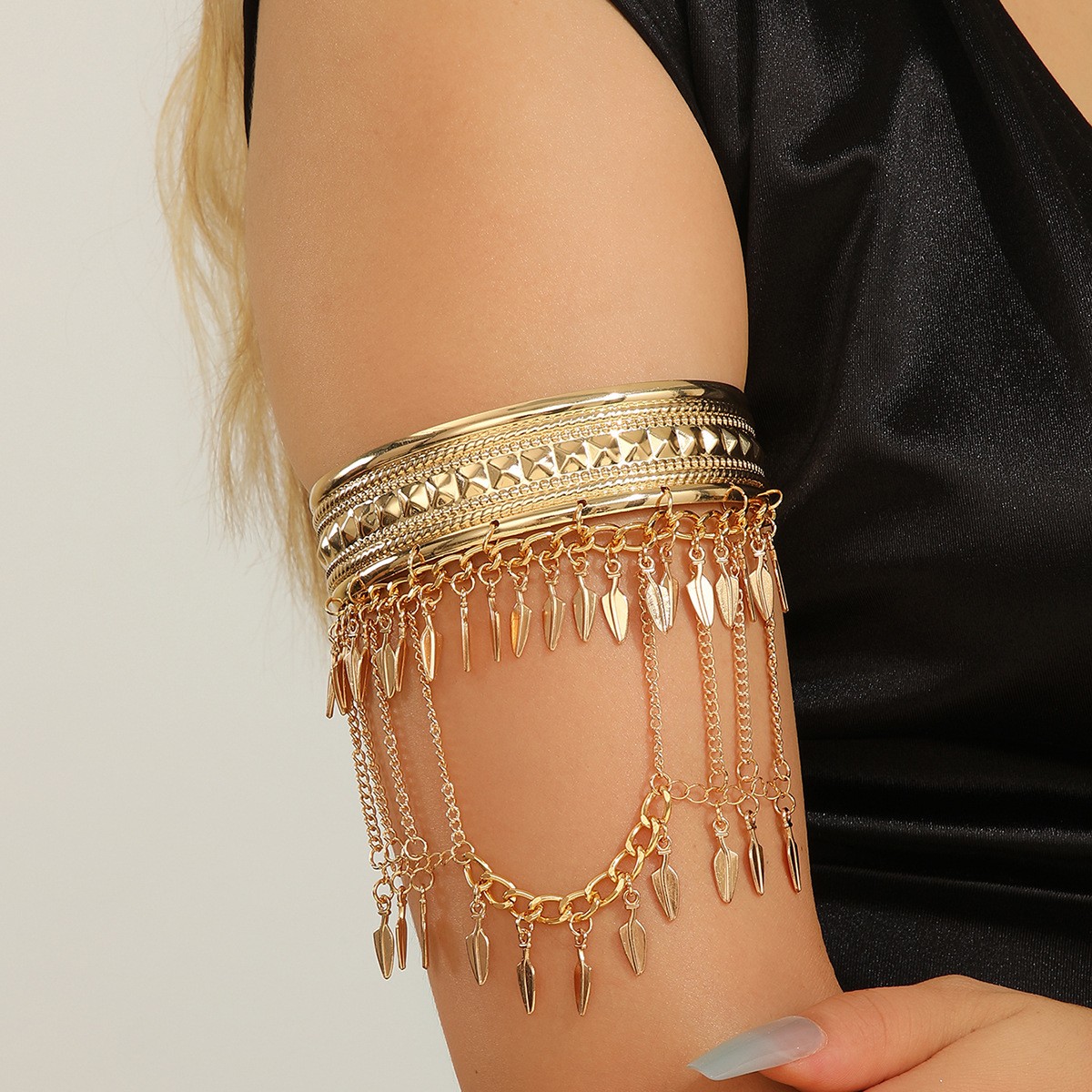 กำไลข้อมือแบบโซ่ใบไม้ประดับเหร - Women'S Egyptian Accessories บทวิจารณ์และราคา