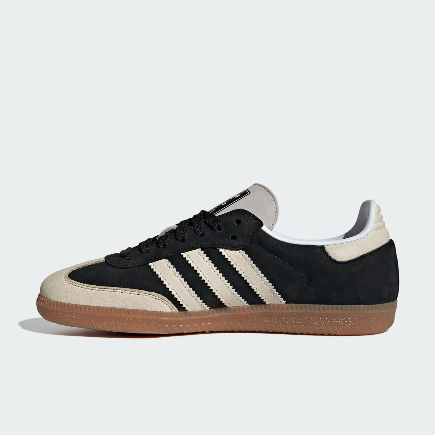 Adidas รองเท้ากีฬาและรองเท้าพั - Women'S Accessories Adidas บทวิจารณ์และราคา